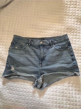 Express 12 Women's Light Blue Denim Cutoff Shorts